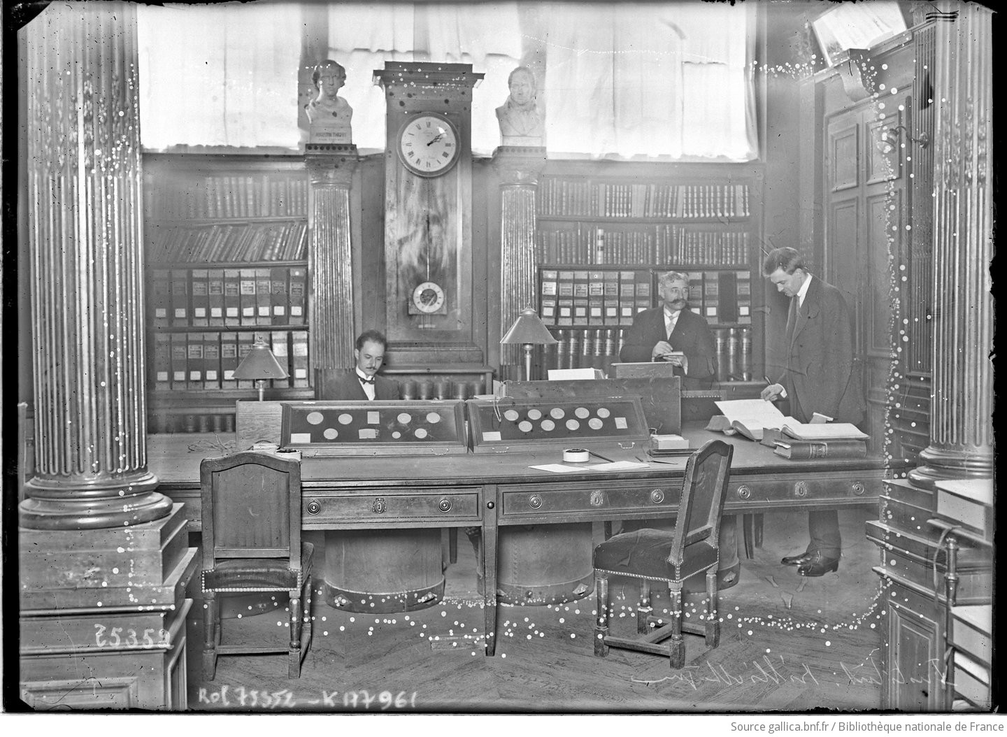 La bibliothèque de l’Institut de France.