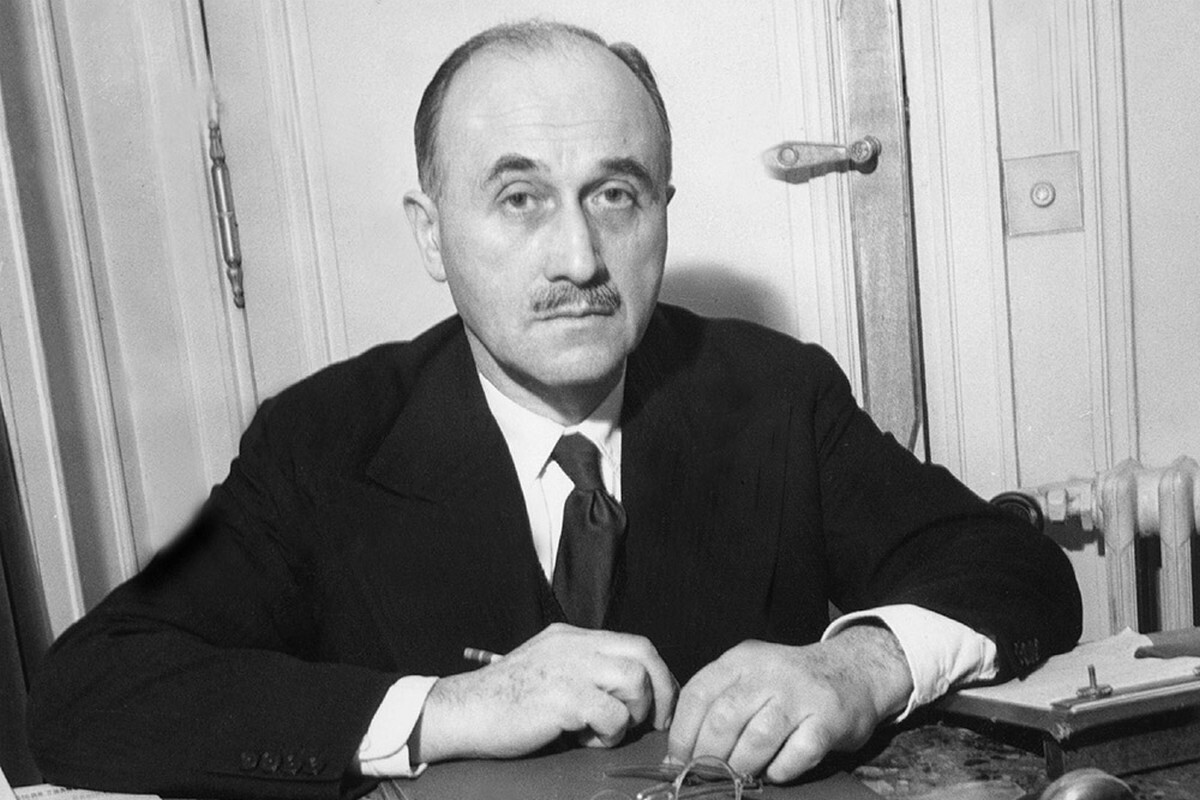 Jean Monnet, souvent connu pour son apport européen, est aussi le promoteur de la planification « à la française » à compter de 1945 : système d’économie mixte (public et privé), centralisé, mais concerté et indicatif. Crédits : toutel’europe.eu