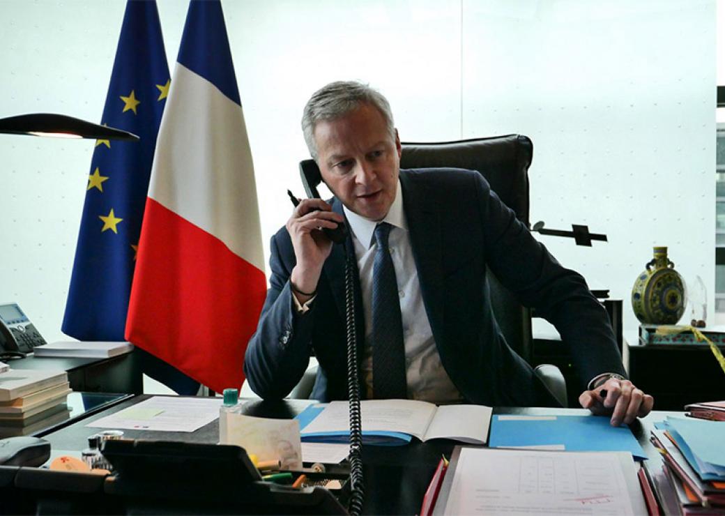 Bruno Le Maire, dans son ouvrage Le temps d’une décision, revient sur son parcours et fustige, lui aussi, la confusion des pouvoirs entre hauts fonctionnaires et politiques. Il rappelle, à cet égard, avoir démissionné lorsqu’il a pris des responsabilités politiques.